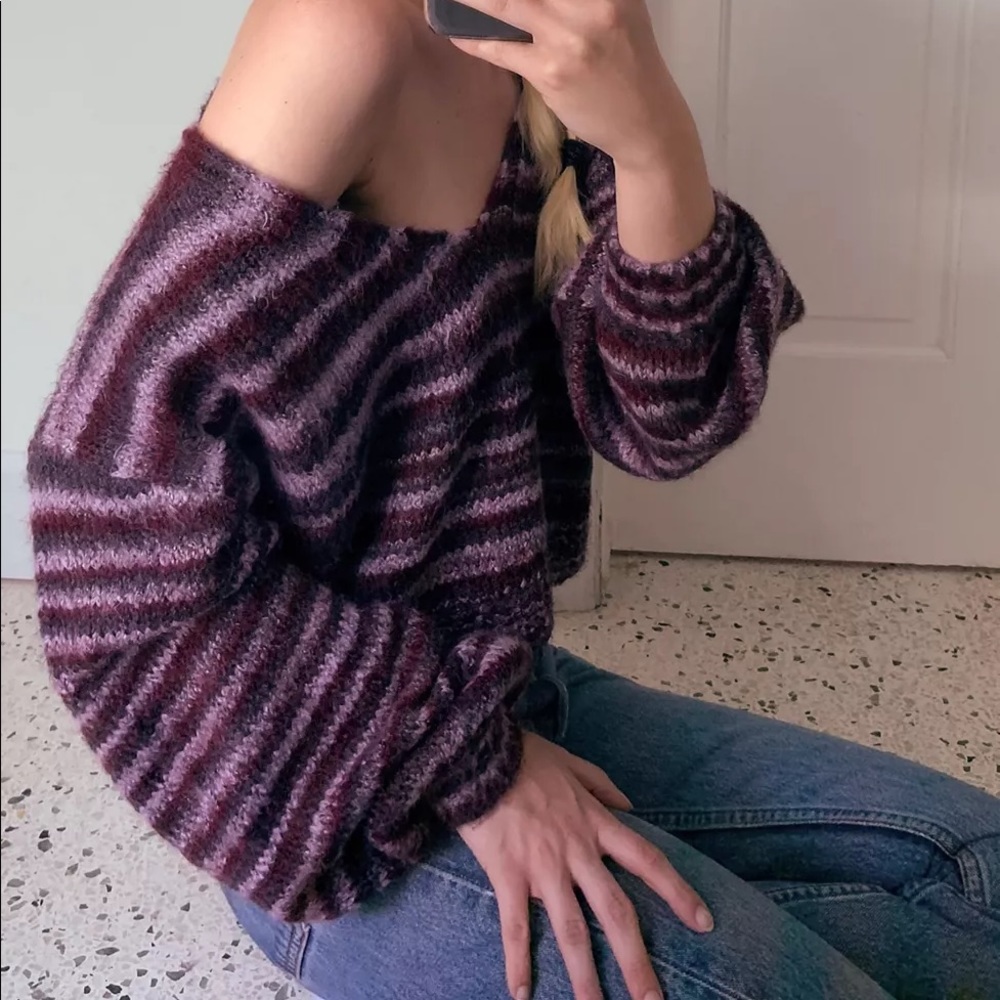 Urban Outfitters Lyra Sweater - Picture 3 of 5